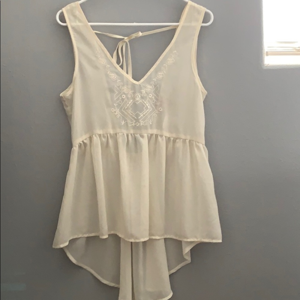 EyeShadow Sheer High to Low Sleeveless Top